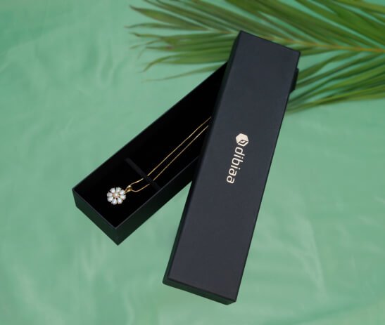 Flap Magnetic Chain Box – Black