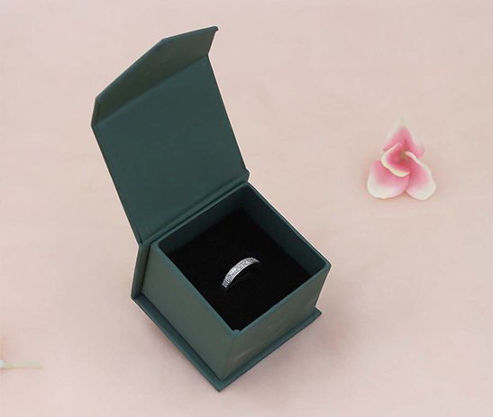 ring box