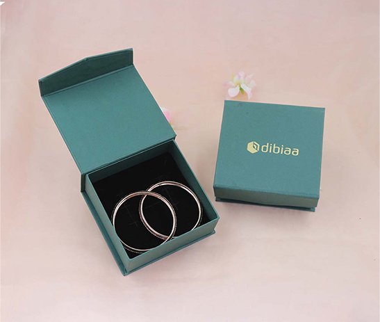 Flap Magnetic Bangle Box – Green