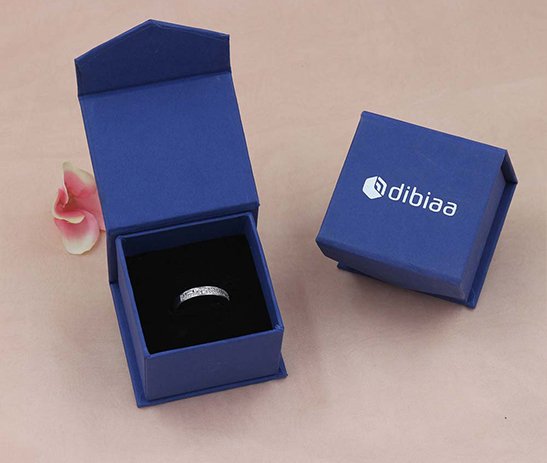 Flap Magnetic Ring Box – Blue