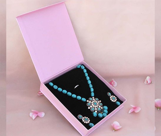 Big Necklace Box