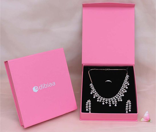 Necklace Box