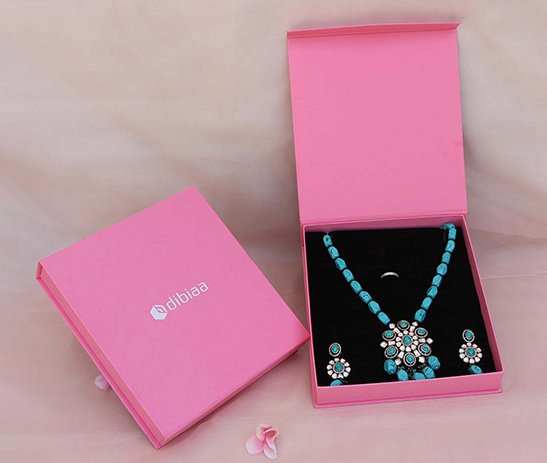 Big Necklace Box