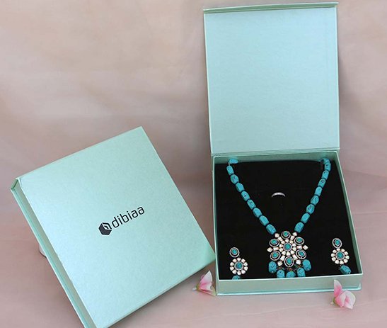 Big Necklace Box