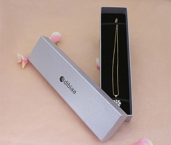 Top Bottom Chain Box – Silver Metallic