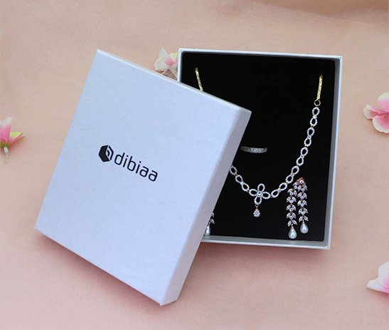 Top Bottom Pendant Set Box – White Metallic